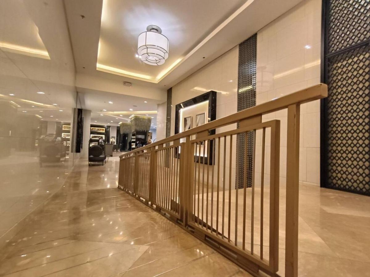 Penthouse Studio At Fame Residence 41St Floor, Shangrila-Megamall マニラ市 エクステリア 写真