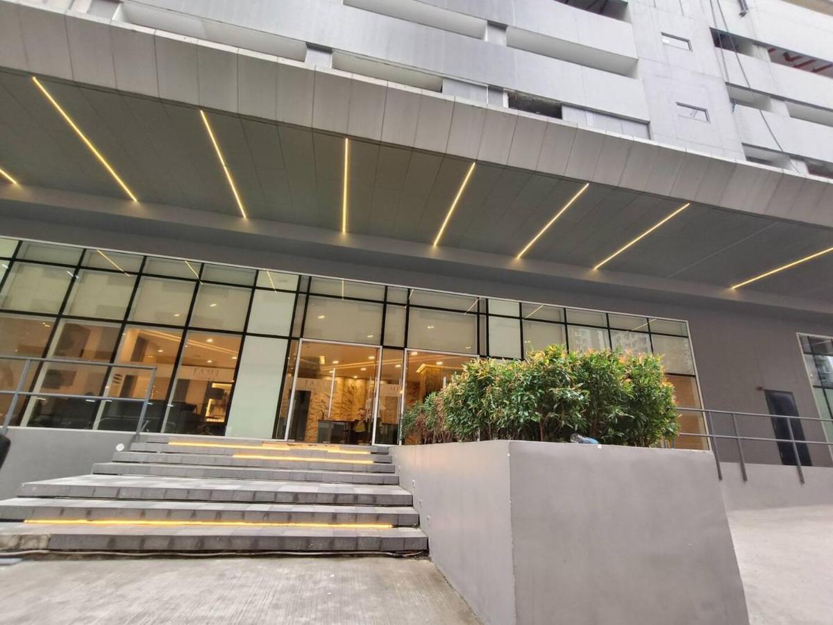 Penthouse Studio At Fame Residence 41St Floor, Shangrila-Megamall マニラ市 エクステリア 写真
