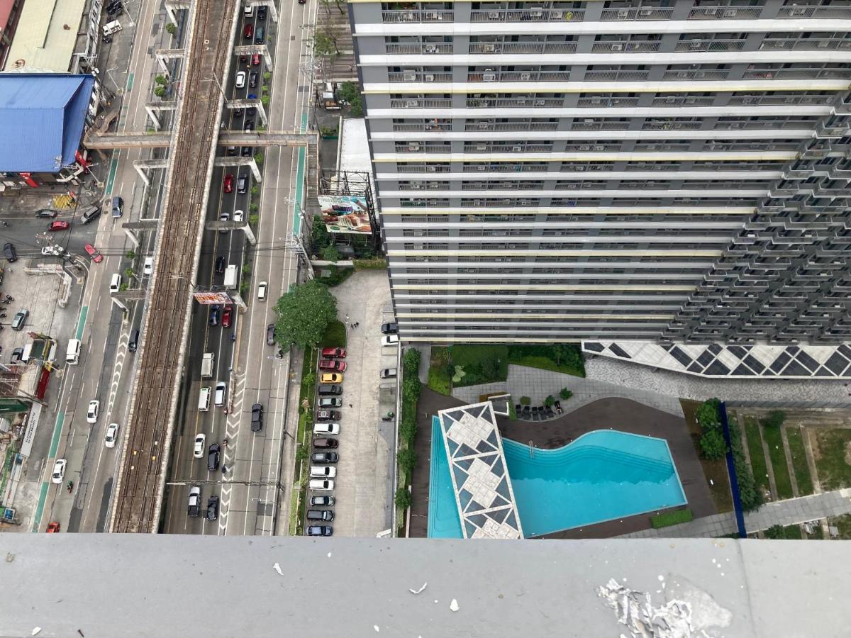 Penthouse Studio At Fame Residence 41St Floor, Shangrila-Megamall マニラ市 エクステリア 写真